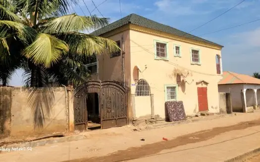 Modern 3-Apartment Building in Faji Kunda